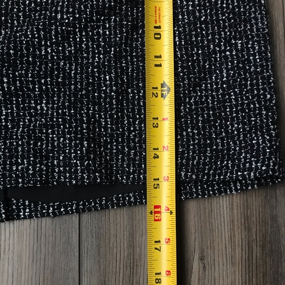 Black & White Tweed Skirt Size 0 - Picture 3 of 8